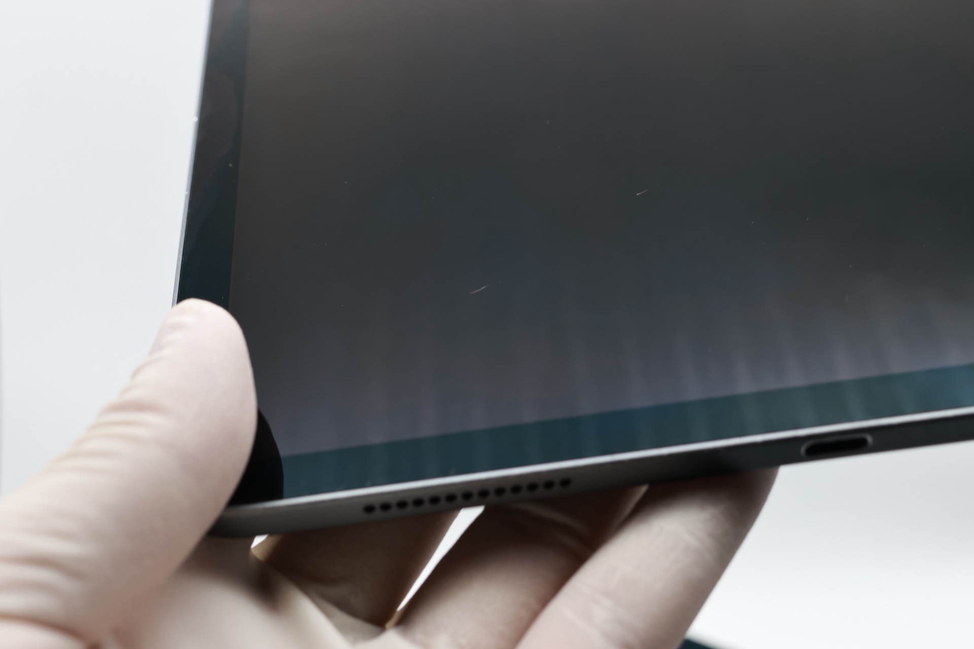 A grade used iPad inspection, view 2