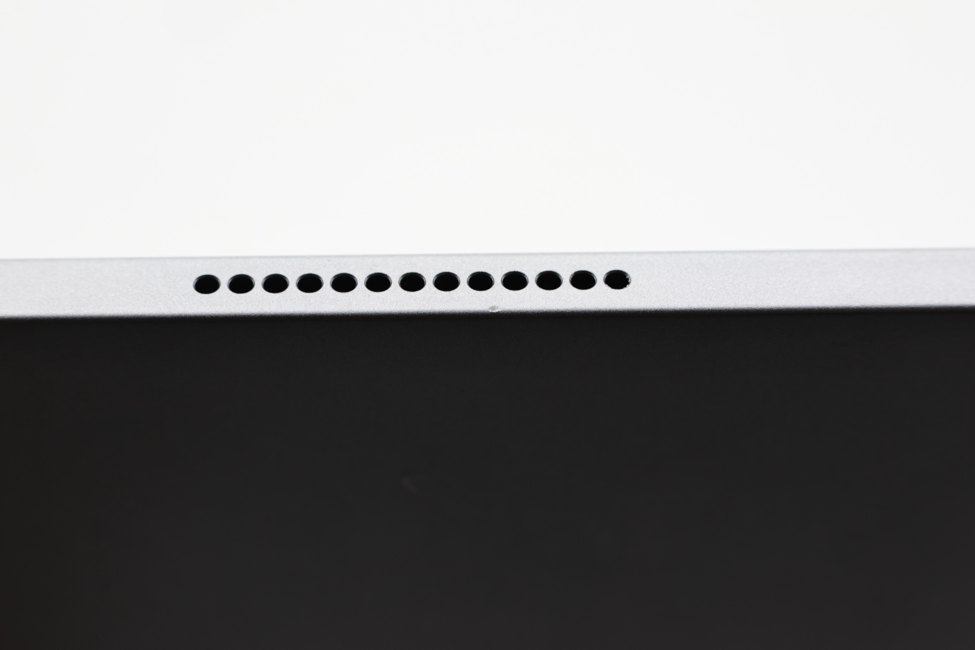 A grade used iPad inspection, view 3