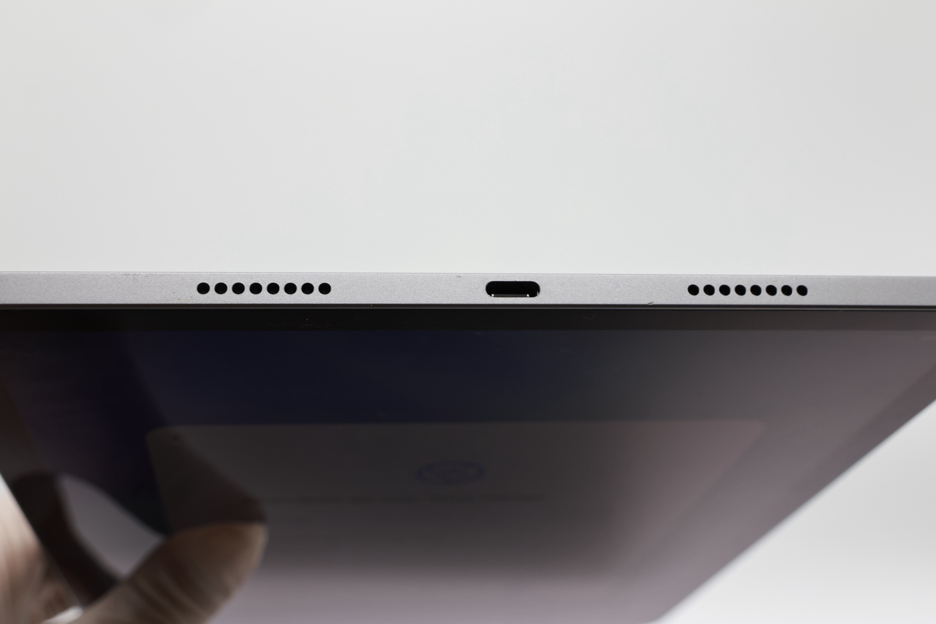 A grade used iPad inspection, view 5