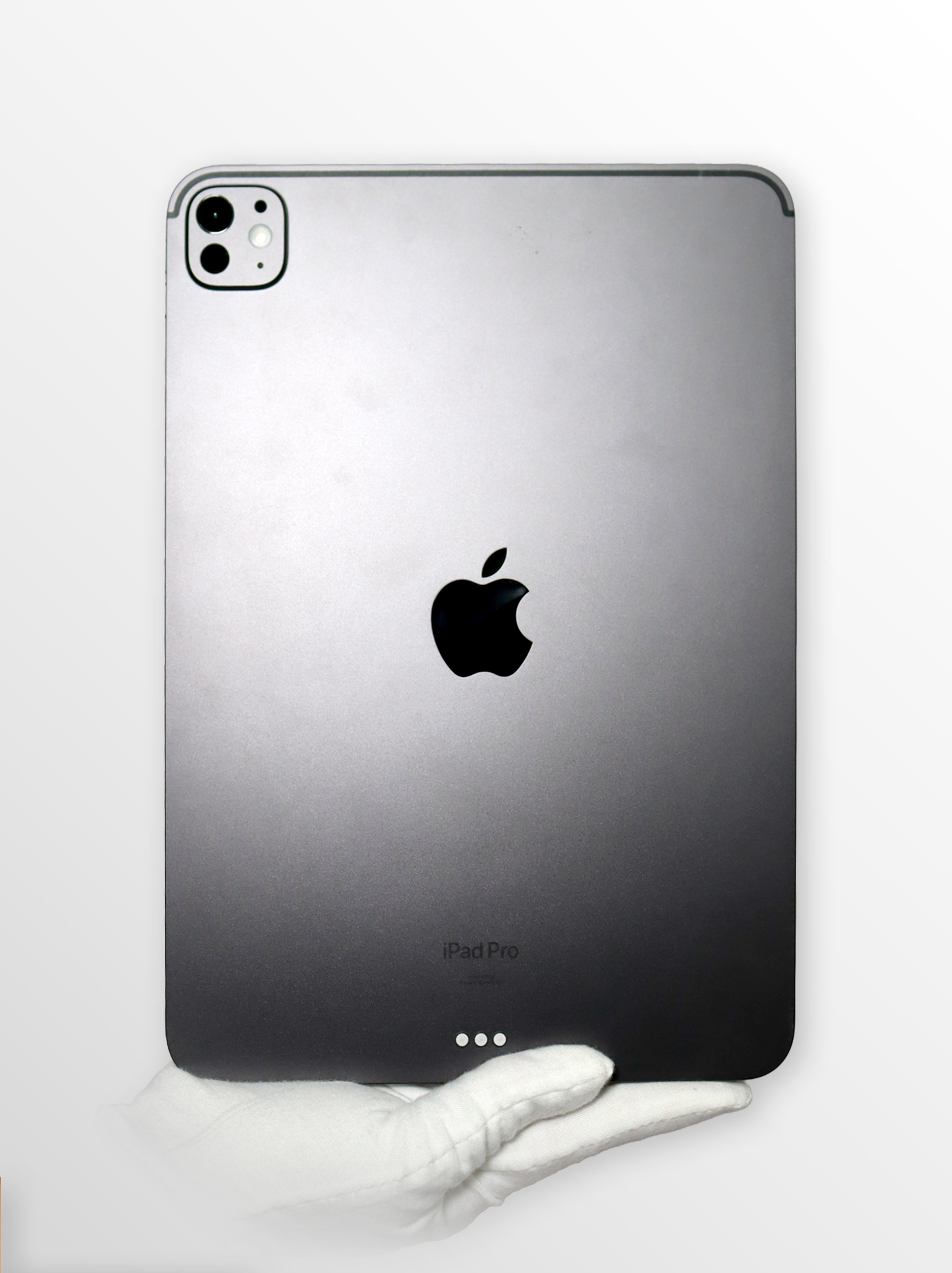 iPad A grade cosmetic condition example 2