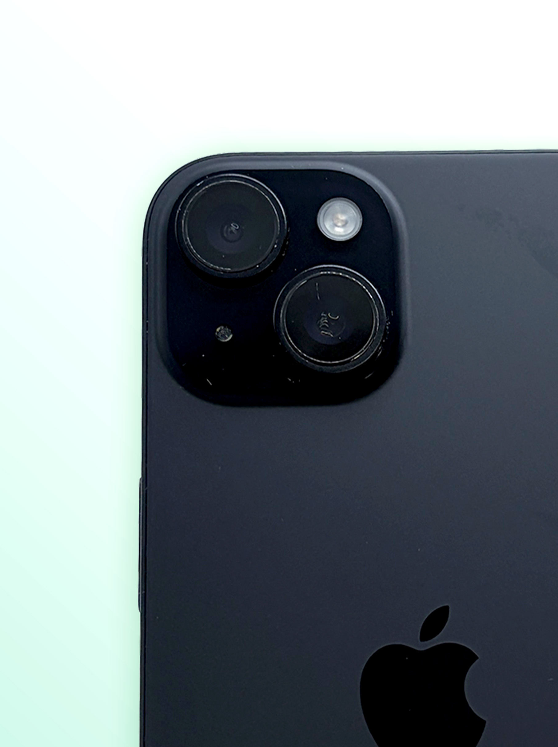 iPhone B+ 级外观状况示例 5