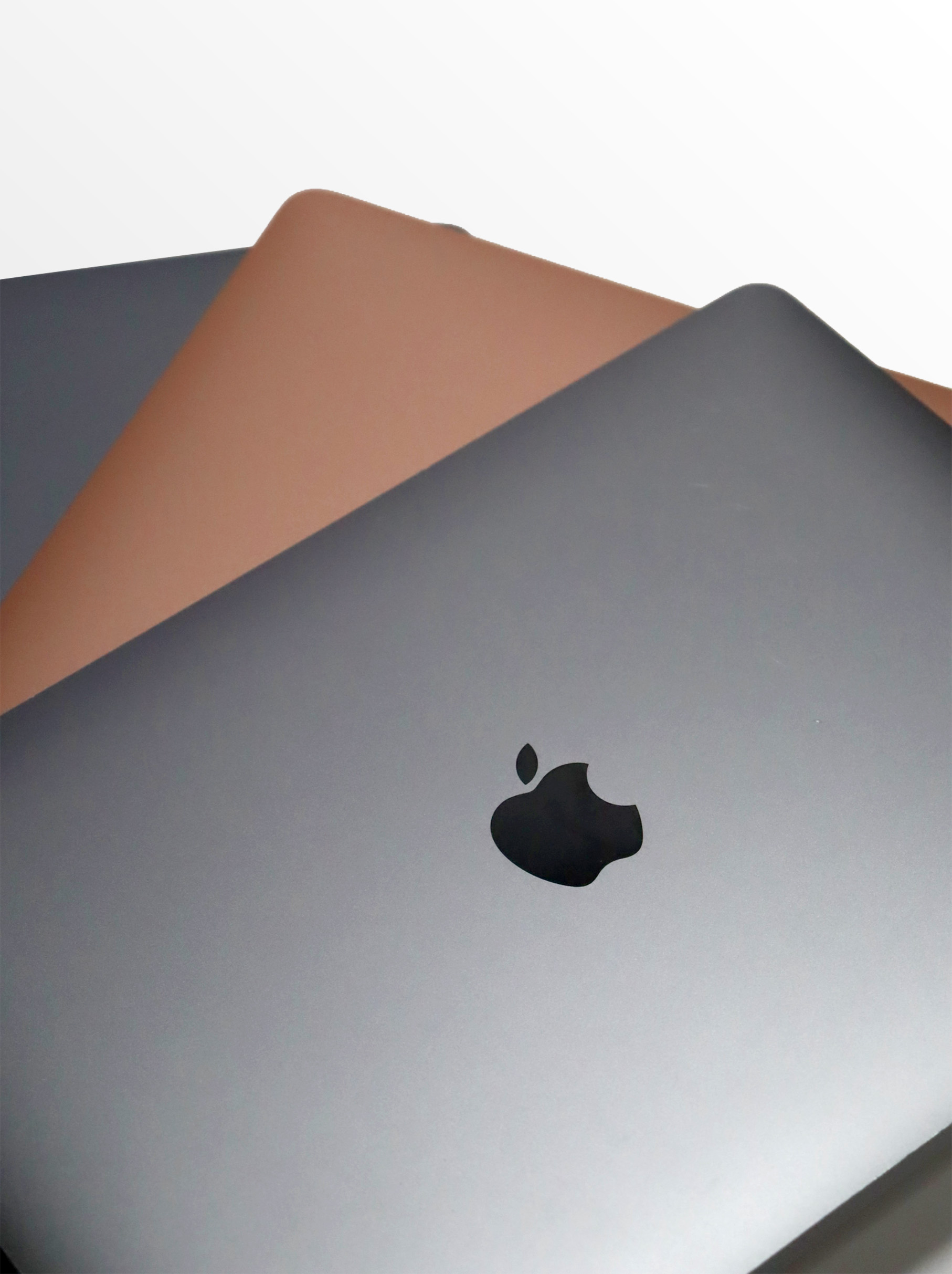 MacBook A grade cosmetic condition example 4