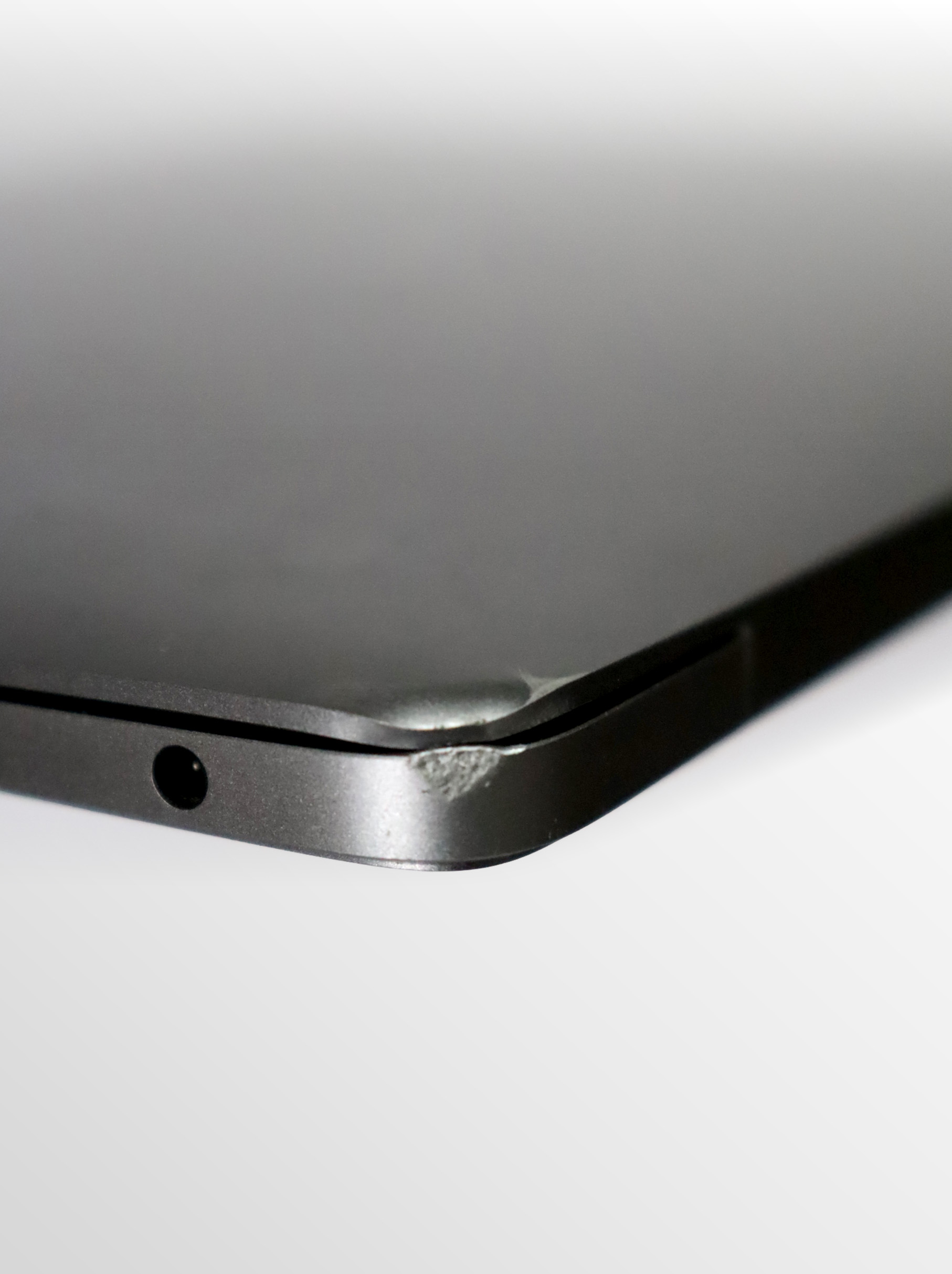 MacBook C grade cosmetic condition example 3